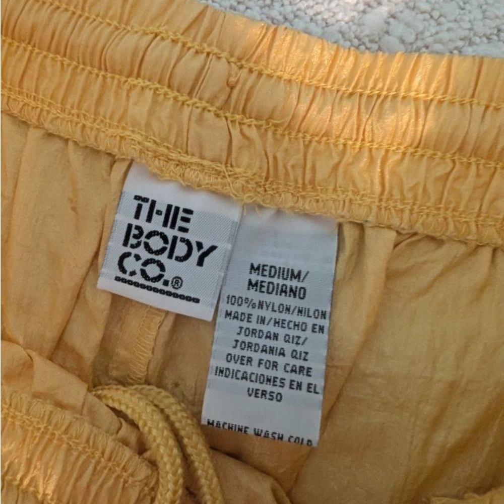 Unisex Yellow and Orange Shorts perfect for halloween season - Picture 3 of 5